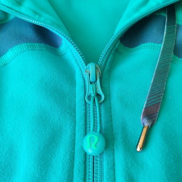 Lululemon Stride Hooded Jacket sz 6 - Picture 9 of 12